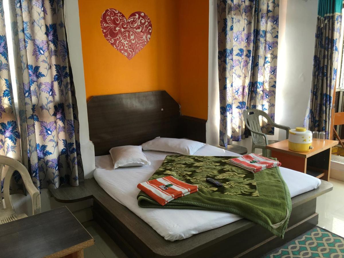 Hotel Rajvihar Pachmarhī Eksteriør billede