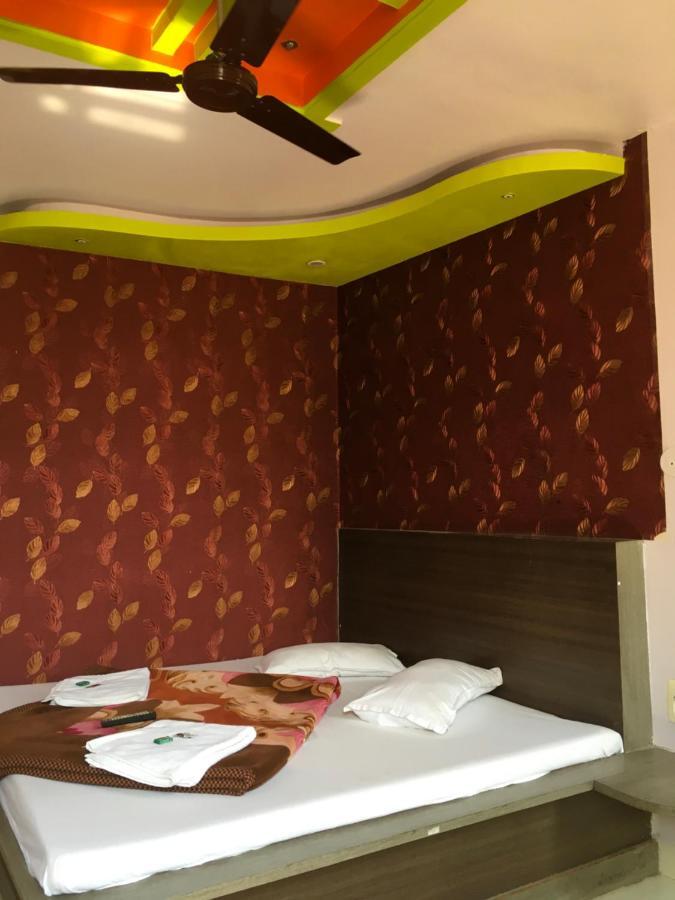 Hotel Rajvihar Pachmarhī Eksteriør billede
